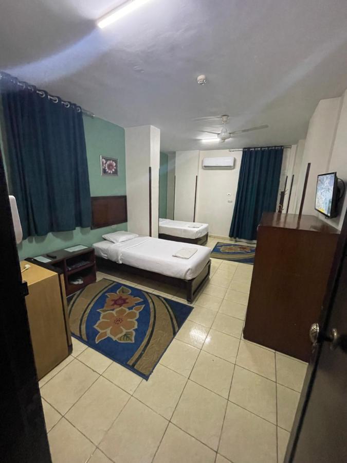 Grand Hotel Qinā Esterno foto